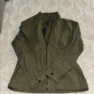 GAP Green Utility Jacket with Collared Design and Structured Fit
